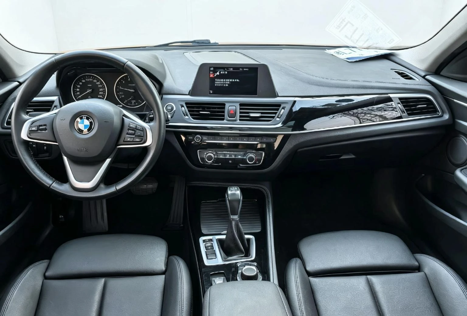BMW 118i M Sport - interior