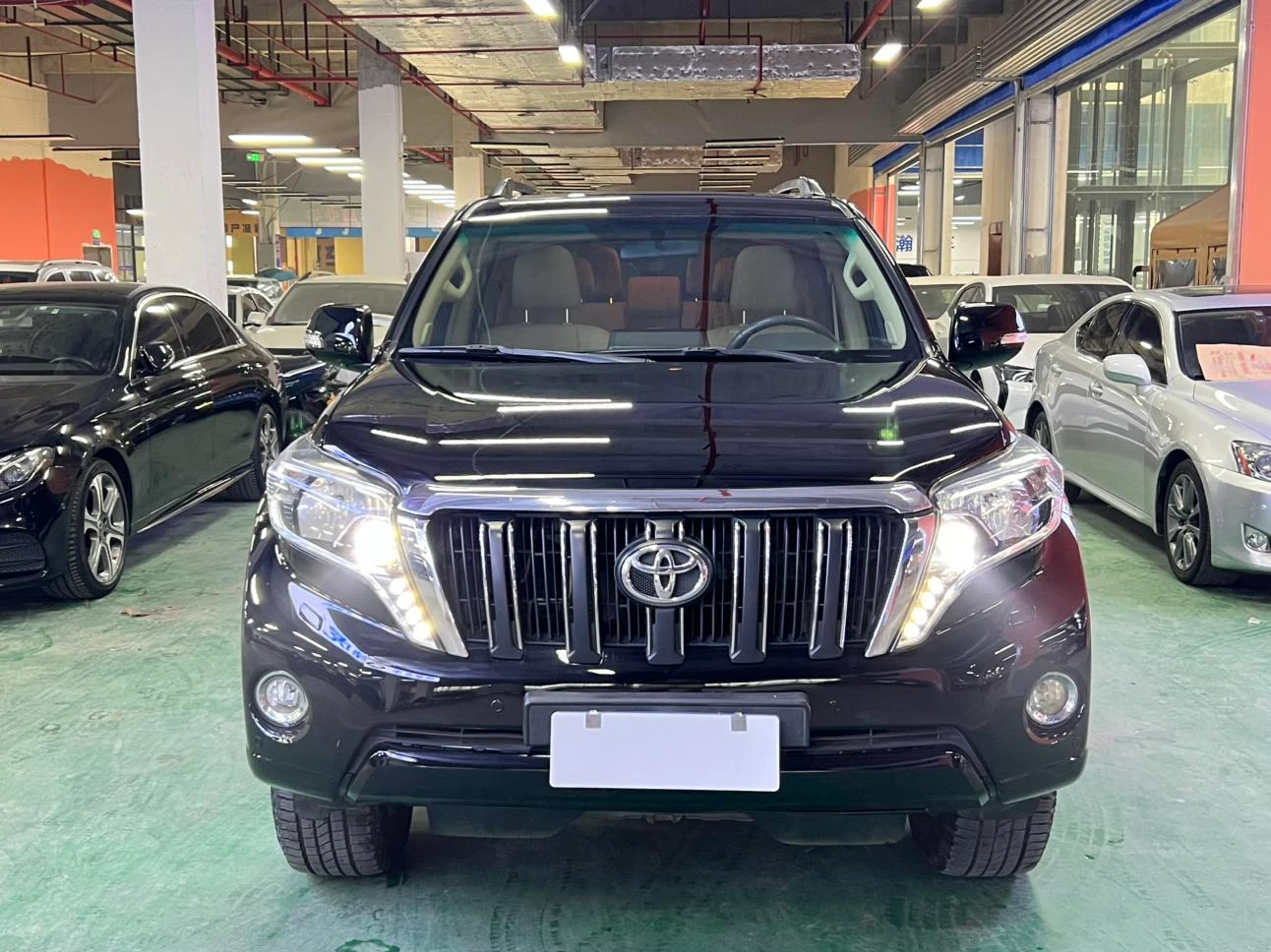 Toyota Prado - exterior